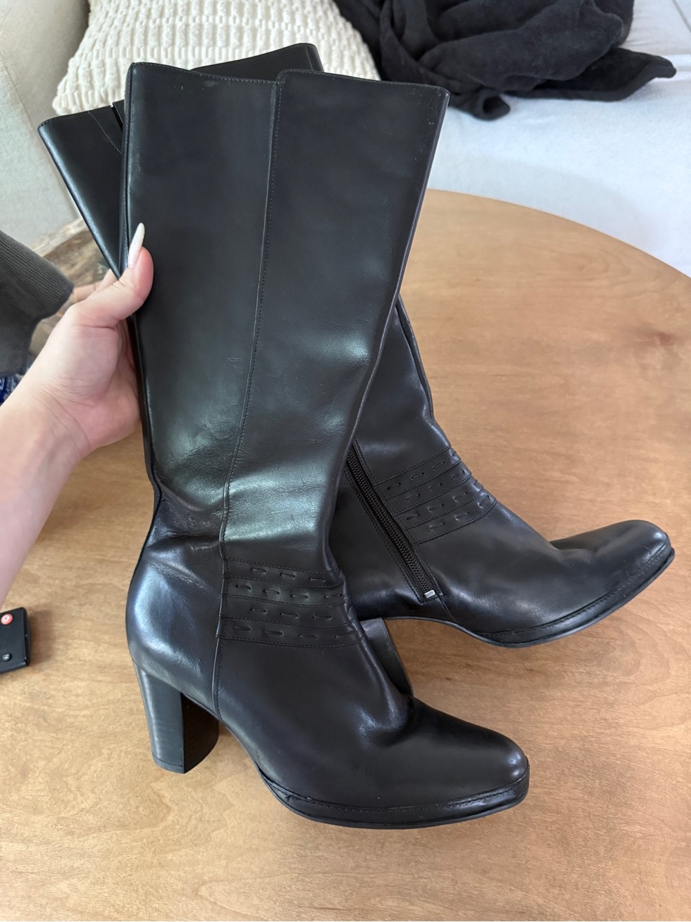 Vintage Clarks artisan Black Leather Mid-Calf Heel Boots - Women's